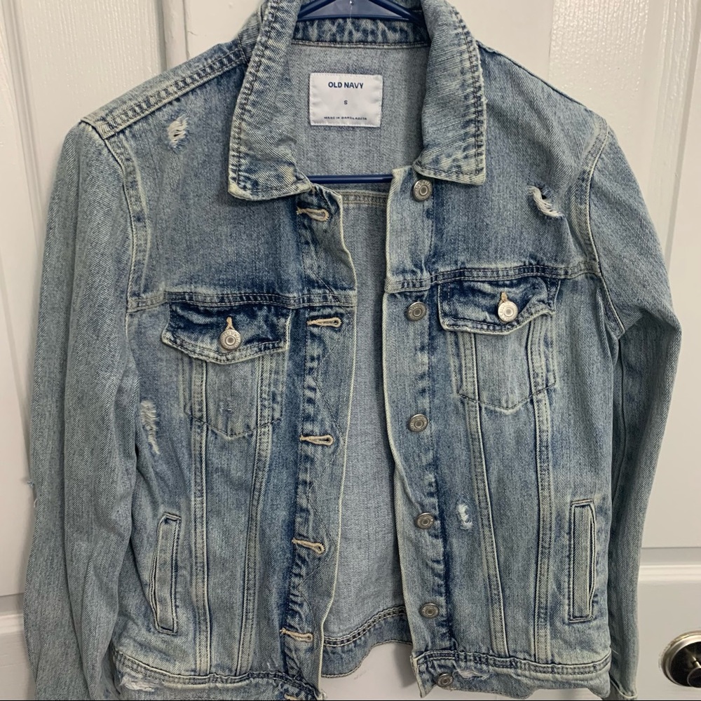 Old navy jean jacket 💕